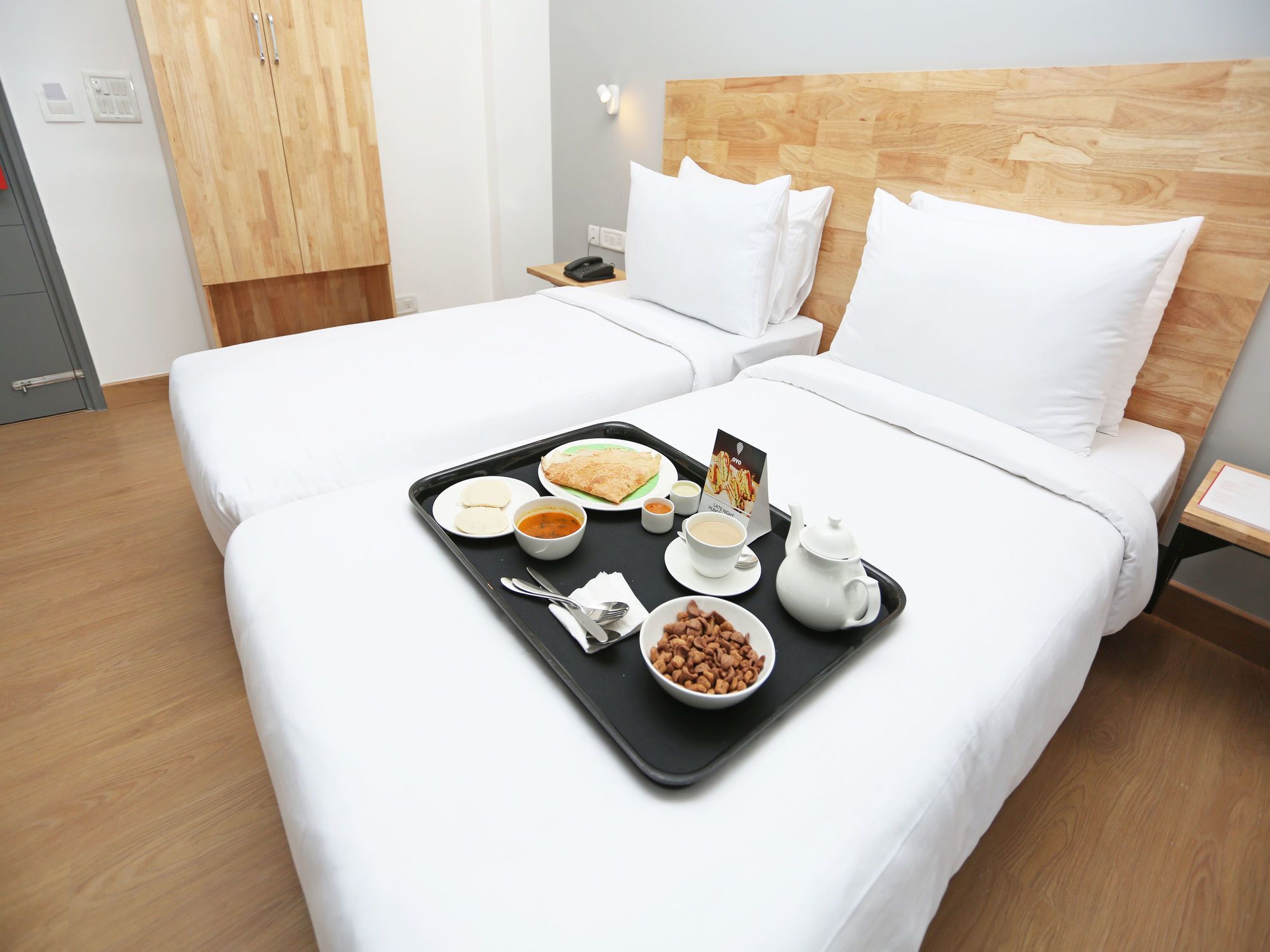 Collection O 9796 Hotel Alekhya Residency Hyderabad Ngoại thất bức ảnh